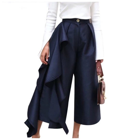 Silky Long Side Ruffle Capri Pants - Picture 3 of 12